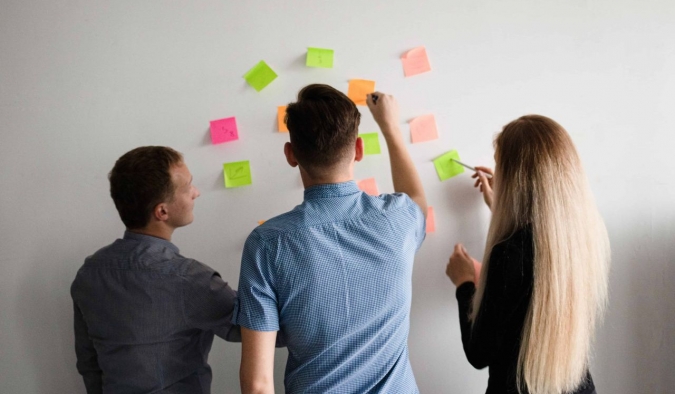 Даже не думайте внедрять CRM!